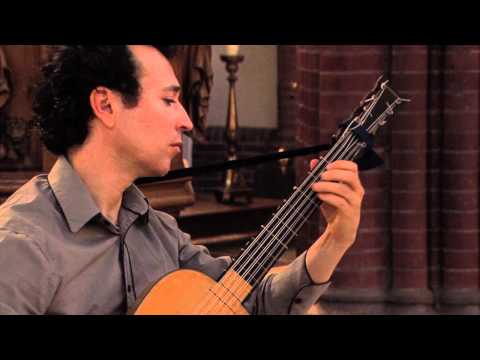 Israel Golani plays a Passacaille by Francesco Corbetta on the Baroque guitar