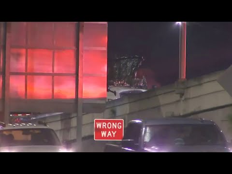 All lanes of I-295 southbound at Beach Blvd. shut down after semi-truck catches fire