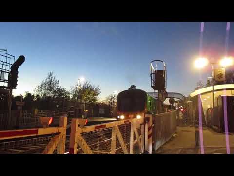 commuter class 29000 departing clonsilla with MASSIVE horn!!!!!