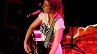 Kathleen Edwards - &quot;Scared At Night&quot;
