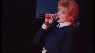 Mylène Farmer - "Sans Logique" - En Concert 1989
