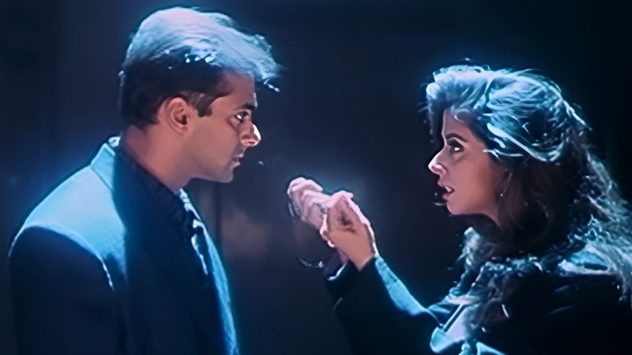 Salman Khan vs Urmila : Yeh Magalsutra Pehnakar Mujhe Kharidna Chahte Ho | Jaanam Samjha Karo Scene