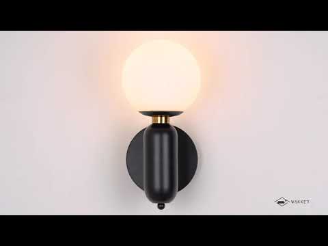 Instalacja lampy Kade w pomieszczeniu