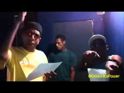 MC CHIQUINHO E MC DEDE - AQUECENDO AS NAVES (EM BRÉVE) DJ LUCAS POWER SOM