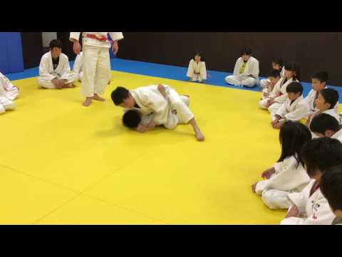 寝技で脚を絡まれた場合  その1
