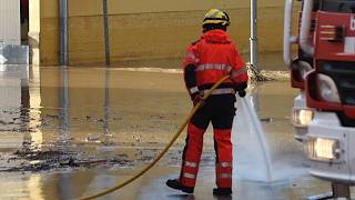 Heftige Regenfälle überfluten Valencia und Katalonien: Autofahrer stirbt in Spanien