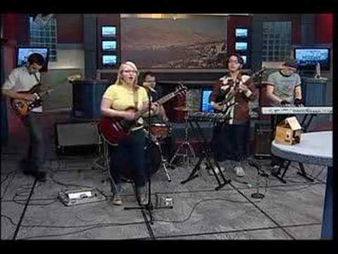 Vonnegut Dollhouse live on Kamloops Midday Show