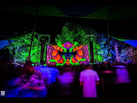 VJ BANG! Vídeo Mapping na Equilibrium