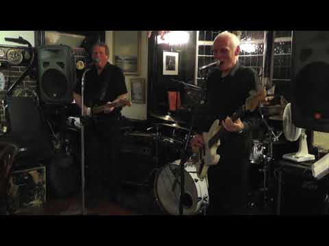 Chicory Tip 2014 at The George Inn Chartham