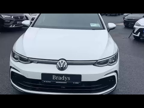 Volkswagen Golf R LINE 1.5 TSI 130HP--LOW KMS-- - Image 2