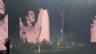 Yungblud rozpoczyna trasę koncertową Idols” w rodzinnym mieście