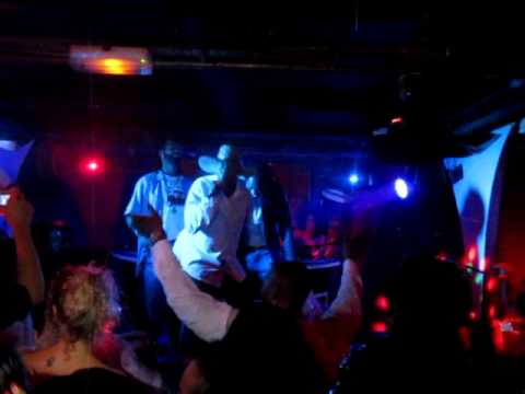 Annif de L'Homme Paille @ 360 - Joyeux Anniversaire Medley :D