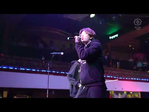 (စာအုပ်ကလေးသုံးအုပ်)Live Show_MINSITHU+ANONIMUS