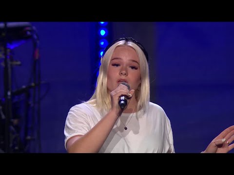 Gruppmoment: Matthias Kjartansson, Amanda Gustafsson, Filippa Johansson, Emira… - Idol Sverige (TV4)