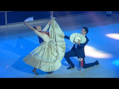 Isabella Yzaga y Fabrizzio Di Tolla. Campeones Mundiales. 5to Aniversario "Te amo Marinera" 2022