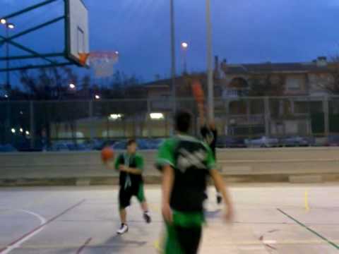 Joventut basquet Xàbia - Juniors calfant.mp4