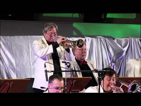 Munich Swing Orchestra - You made me love you