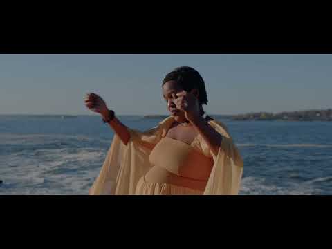 Clarisse KARASIRA - Kaze Neza