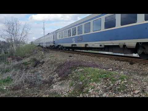 GM 1300 la tracțiunea trenului IR 1742 Satu Mare Bucuresti Nord