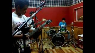 Download lagu Latihan Lagu Terbaik Terindah mp3