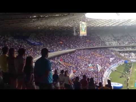 Recebimento + Hino nacional - torcida do Cruzeiro contra o São Paulo - Brasileirão 2015