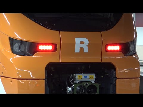 Llegada del Nuevo Tren de Rodalies a Barcelona Sants - ALSTOM 452 Renfe