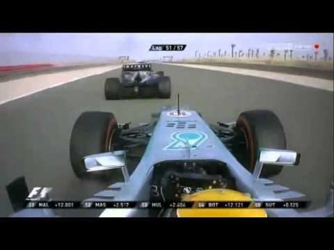 F1 Bahrain GP 2013 - Hard Battle Between Hamilton and Webber - 1