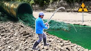 Download lagu Fishing In a NUCLEAR RADIOACTIVE Creek!!! (Big Fish) mp3 Download lagu Fishing In a NUCLEAR RADIOACTIVE Creek!!! (Big Fish) mp3