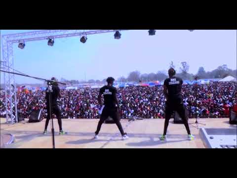 DALITSO live on stage 1mp4