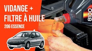 Youtube thumbnail of video "Vidange et changement du filtre à huile 206 1.4i 🛢"