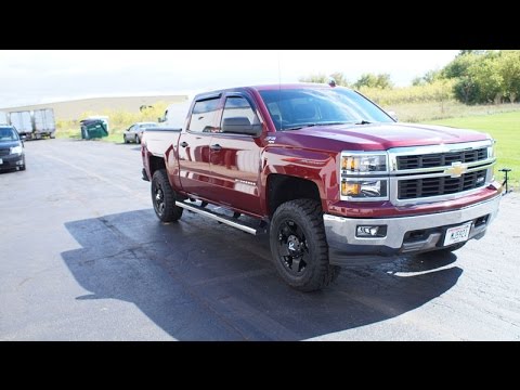 RealView - Lifted 2014 Chevy Silverado 1500 w/ 18" XD Rockstar XD775 & 32" Toyo Open Country R/Ts