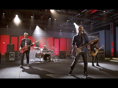 Melekler Ölmez - Mor ve Ötesi