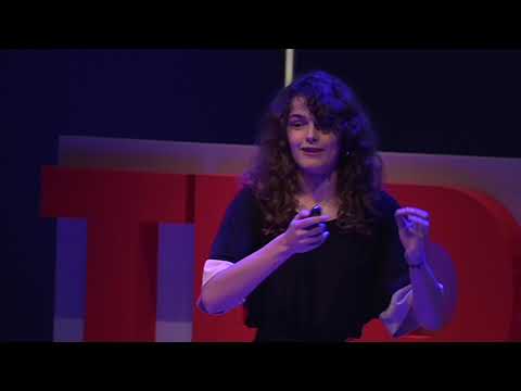 マイクロプラスチックをろ過するブイを使って海をきれいにする方法 : アリシア・ヴィル｜TEDxUPValència (Cómo limpiar los océanos usando boyas que filtren microplásticos | Alicia Ville | TEDxUPValència)
