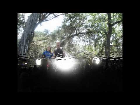 Video thumbnail for Somewhere Down in Texas