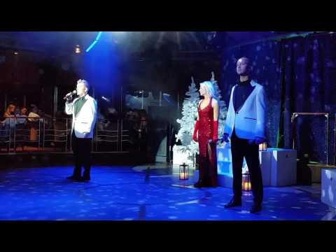 O helga natt med nöjesvärdarna Patrik Rasmussen Anna-klara Folin och Kristian Tåje.