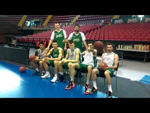 Club de Baloncesto Sevilla apoyando la #CarreraM4M!