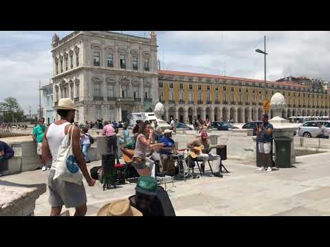 Nôs Raíz in Lisbon (wanna know this song)