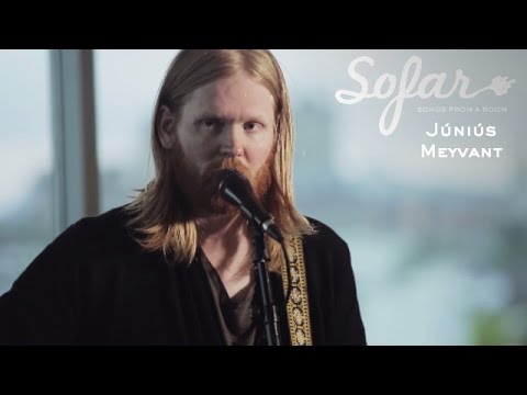 JúnÃÂus Meyvant - Gold Laces | Sofar London
JúnÃÂus Meyvant - Gold Laces | Sofar London