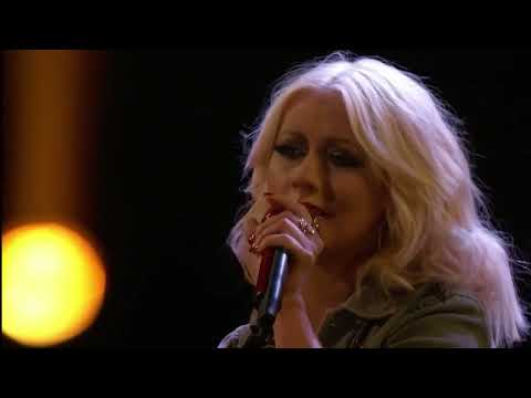 Christina Aguilera @ The Voice 2015 Hotel California Team Xtina