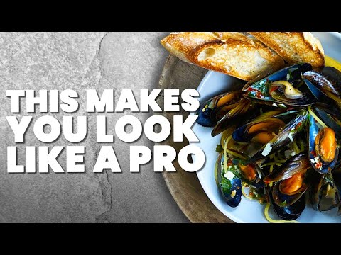 Easy 4 Minute Drunken Mussels Recipe Ever!  | All Things Food