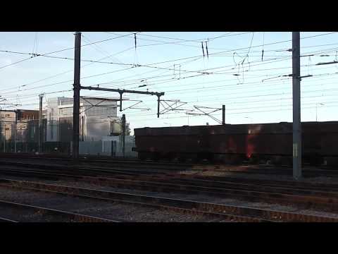 IE 071 class locomotive + Tara Mines & IE 29000 class (New Livery) @ Fairview Dart Depot, Dublin