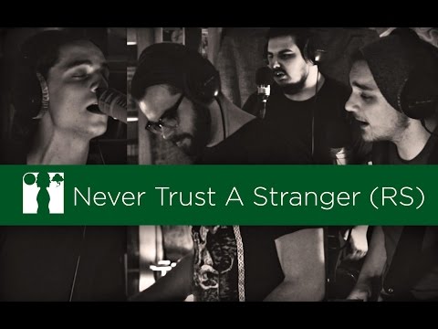 Fewjar - Never Trust A Stranger (Roomsession)