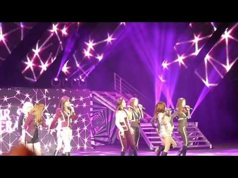 121110 Girls' Generation - Genie (SBS Super KPOP Concert)