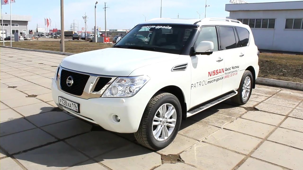 2013 Nissan Patrol. Start Up, Engine, and In Depth Tour.