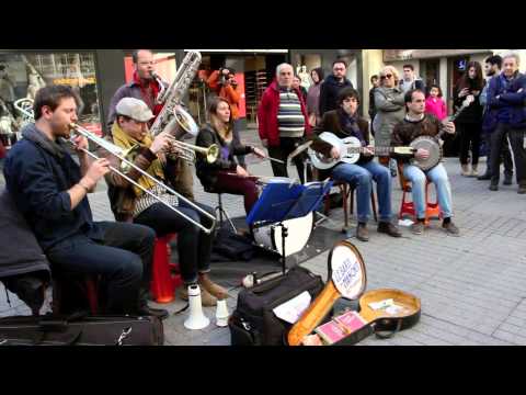 Le Bardi Manchot "When You're Smiling" Istikla Caddesi