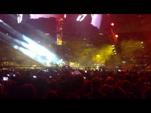 U2 - Paris 18.9.2010. - Stade De France - MAGNIFICENT