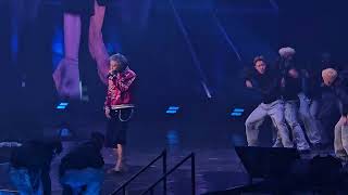 Download lagu STRAY KIDS RUN IT SEOUL DAY 1 ' RUN IT ' mp3