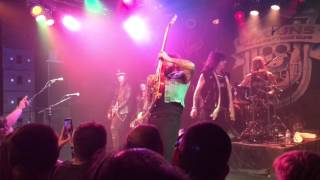 L.A. GUNS - Phil Lewis &amp; Tracii Guns - Sex Action