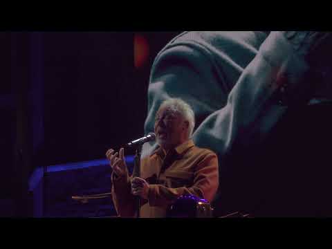 TOM JONES With These Hands HAMPTON COURT FESTIVAL SONY RX100 VII