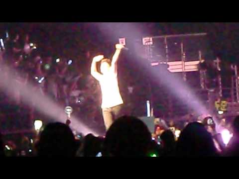 120811 Beauty and the Beast in Macau-beautiful